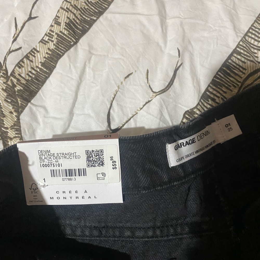 It’s a black vintage straight jean from garage 01/25